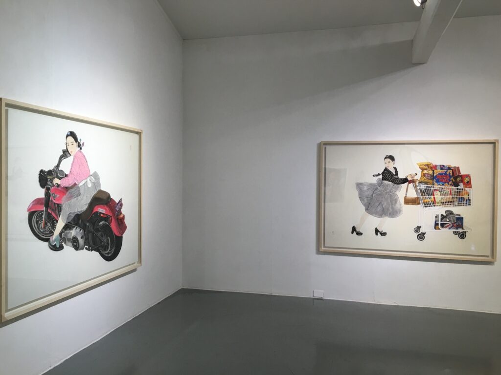 갤러리 그림손 <인물 - 통찰> 전시 전경 (2016)” class=”wp-image-22090″/></a></figure>
</figure>
			</div>

					</div>

		
			<section class=