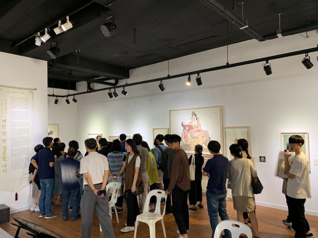 김현정 개인전 [계란 한 판, 결혼할 나이] 금보성아트센터 전시 전경